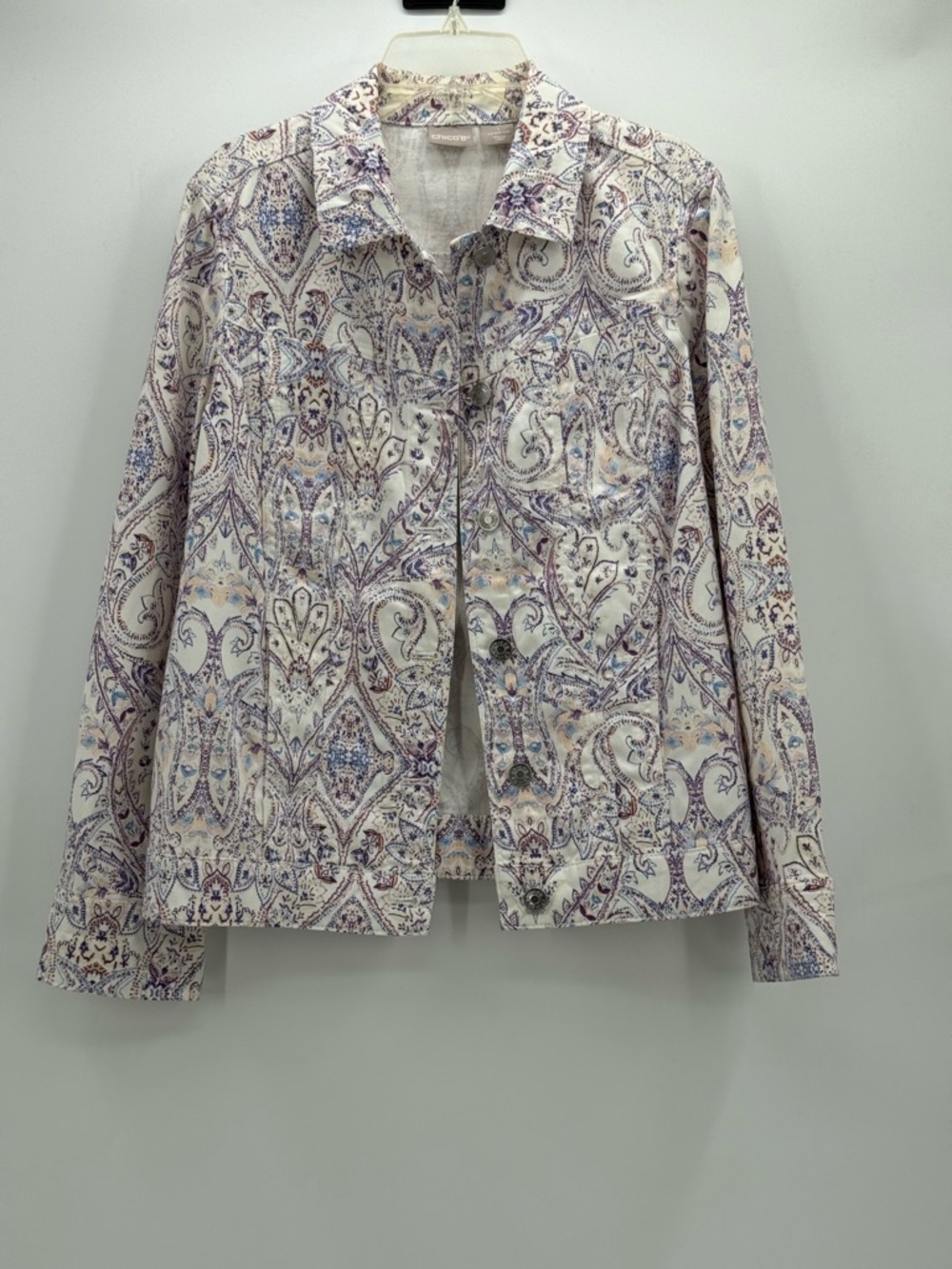 Chico’s Sateen Jean Jacket Paisley Print Button Front Stretch Jean Jacket Boho - Picture 2 of 12